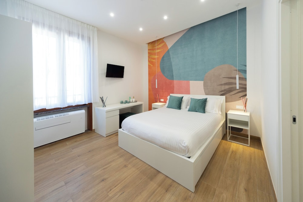 City Rooms 74 — 4-Star Luxury Hotel in Salerno, Italy