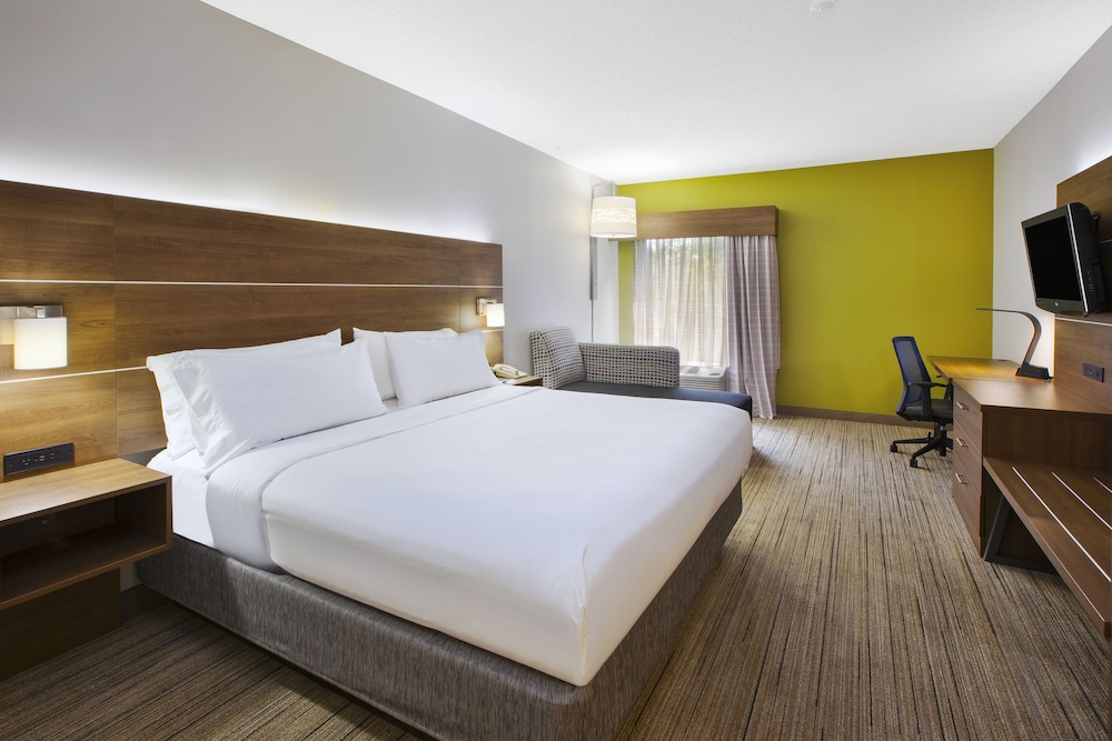 Holiday Inn Express & Suites Milford by IHG - photo 15