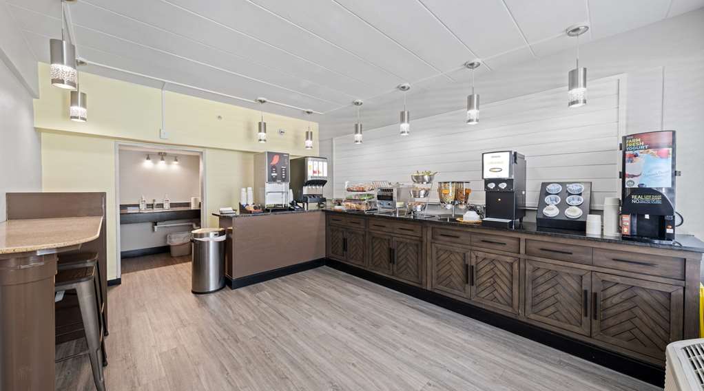 SureStay Hotel by Best Western Virginia Beach Royal Clipper - photo 6