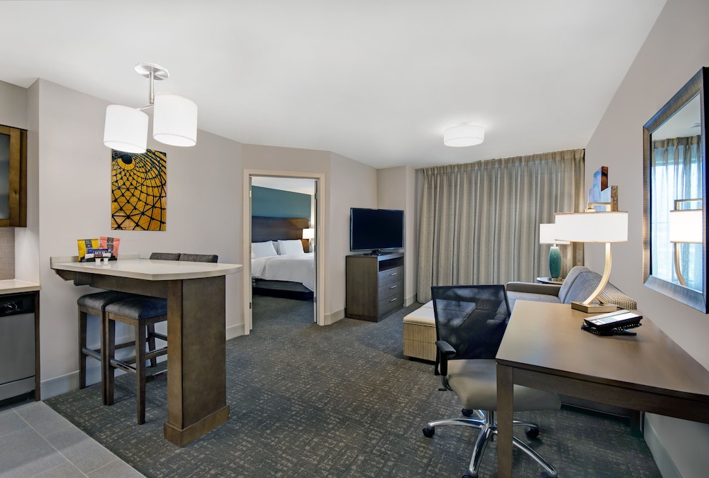 Staybridge Suites Sterling Heights Detroit by IHG - photo 22