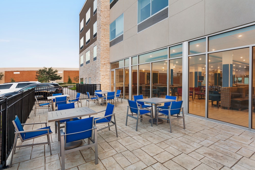 Holiday Inn Express & Suites Austin North Pflugerville by IHG - photo 27