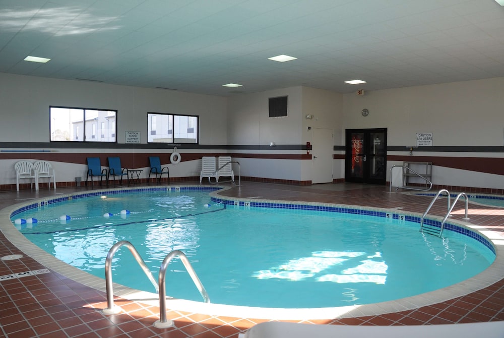 Baymont by Wyndham West Plains - photo 26