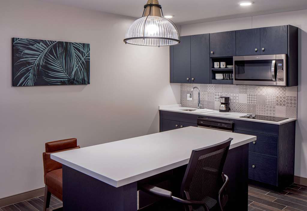 Hyatt House Tampa Downtown - photo 30