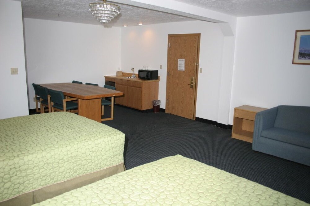 Pagosa Springs Inn & Suites - photo 15