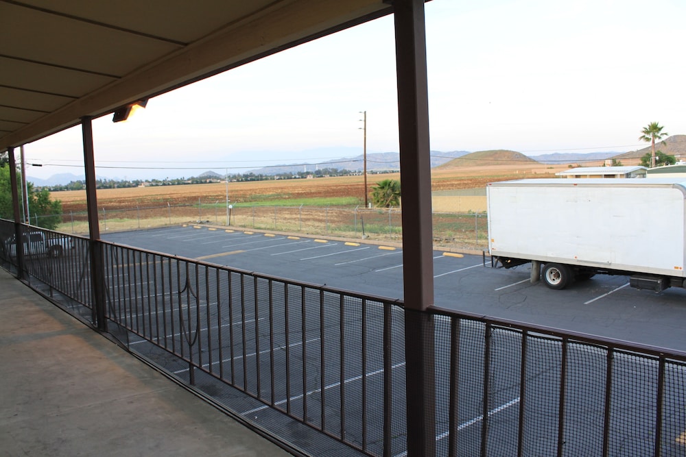 Menifee Inn - photo 17
