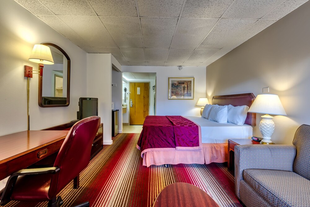 Hotel Manteo - photo 72