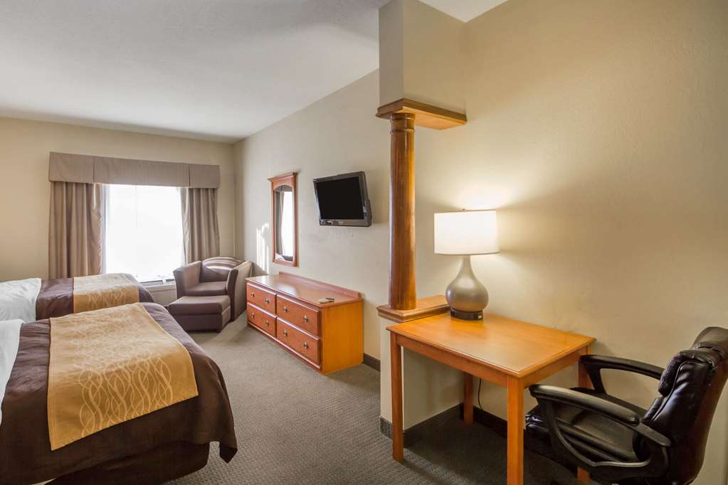 Quality Inn & Suites Pryor - photo 14