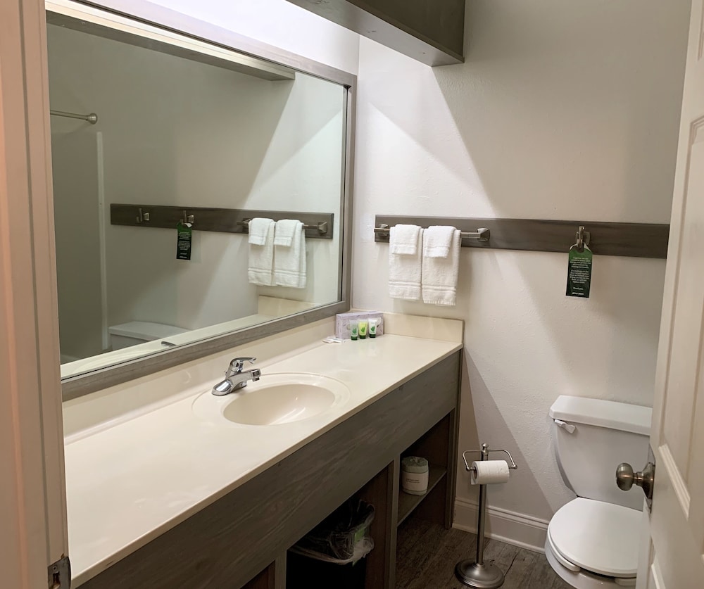 Hotel Pensacola - photo 58