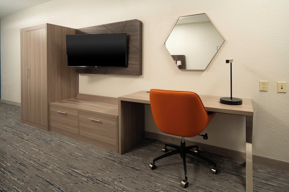 Holiday Inn Express & Suites Little Rock West by IHG - photo 6