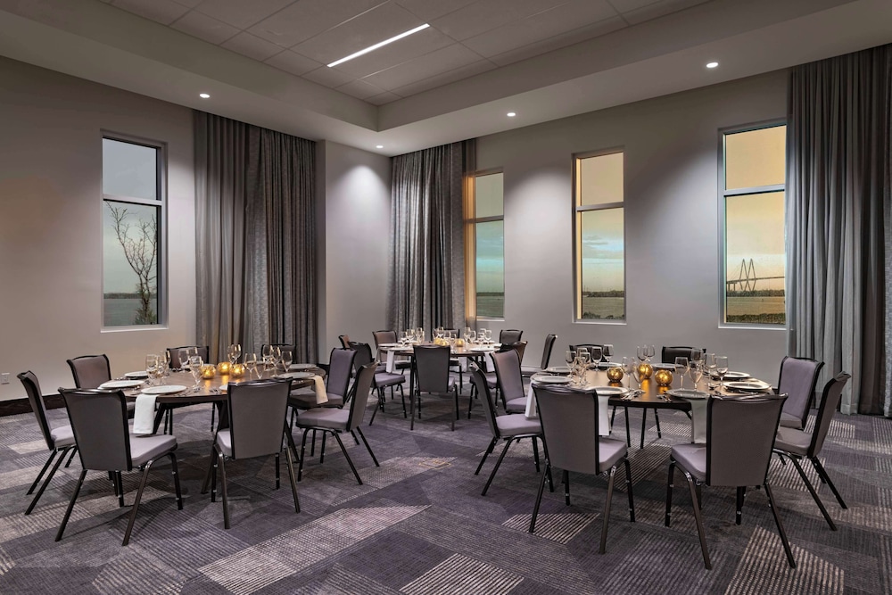 Hyatt Regency Baytown Houston - photo 56
