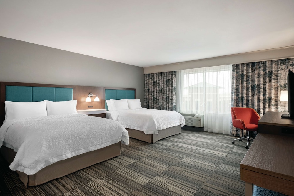 Hampton Inn Champaign Southwest - photo 9