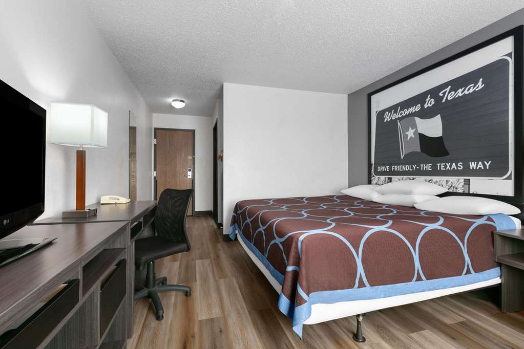 Super 8 by Wyndham Grapevine DFW Airport Northwest - photo 16