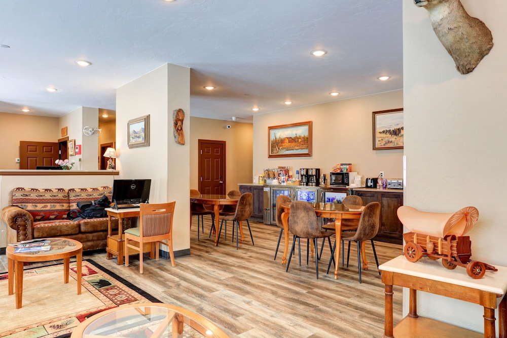 Wagon Wheel Hotel - photo 43