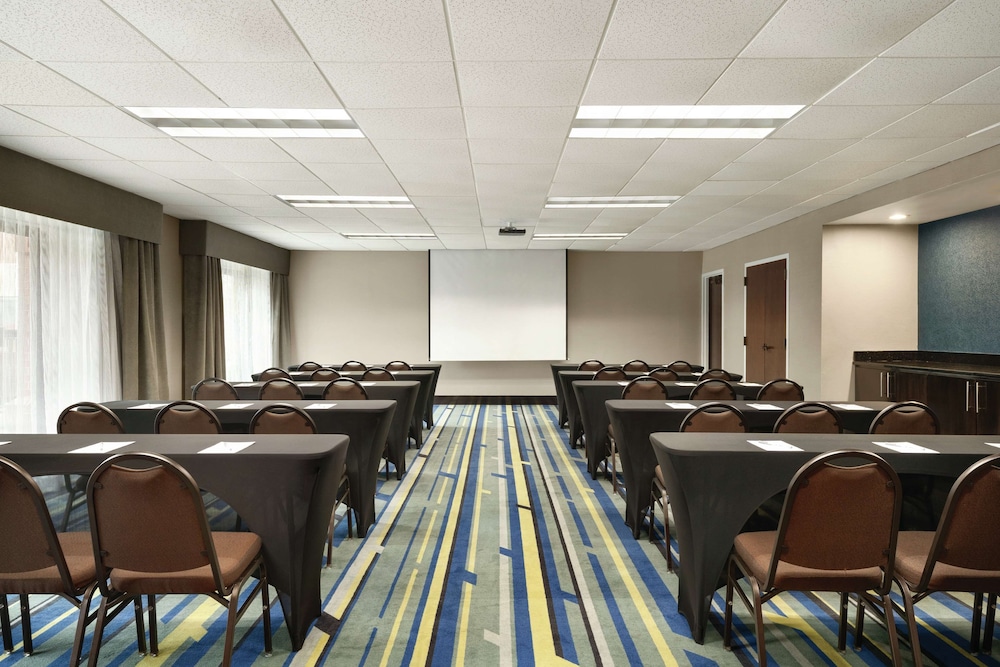 Hampton Inn Atlanta Stone Mountain - photo 35
