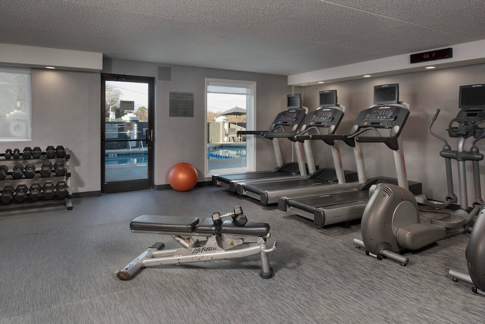 Courtyard by Marriott Winston Salem University - photo 13