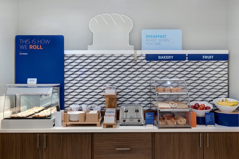Holiday Inn Express & Suites Ontario Chino Hills by IHG - photo 45