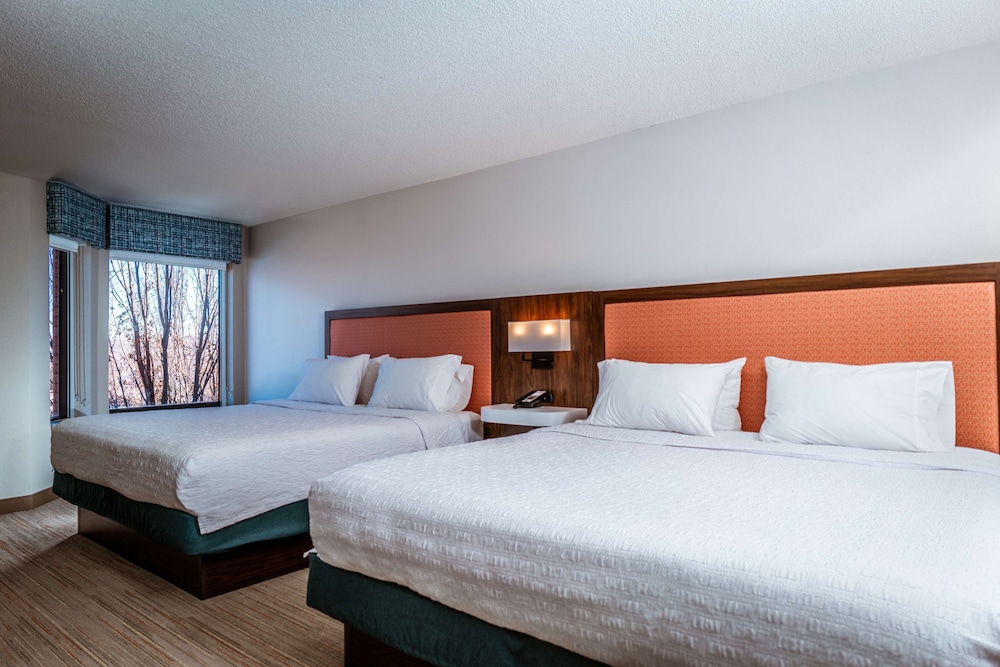 Hampton Inn & Suites St. Louis Chesterfield - photo 10