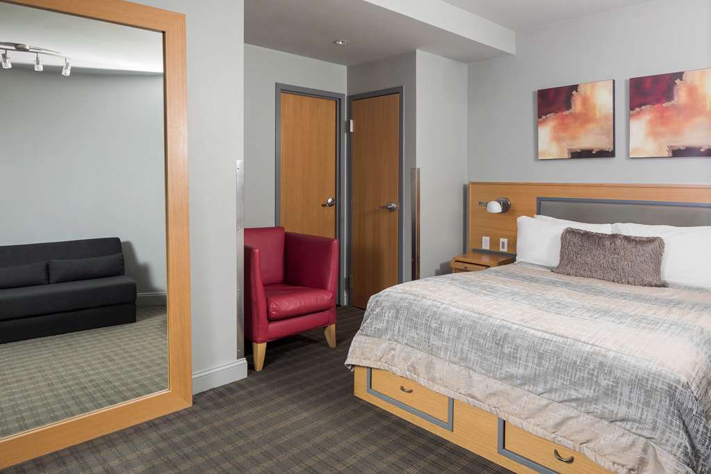 Charlesmark Hotel - photo 10