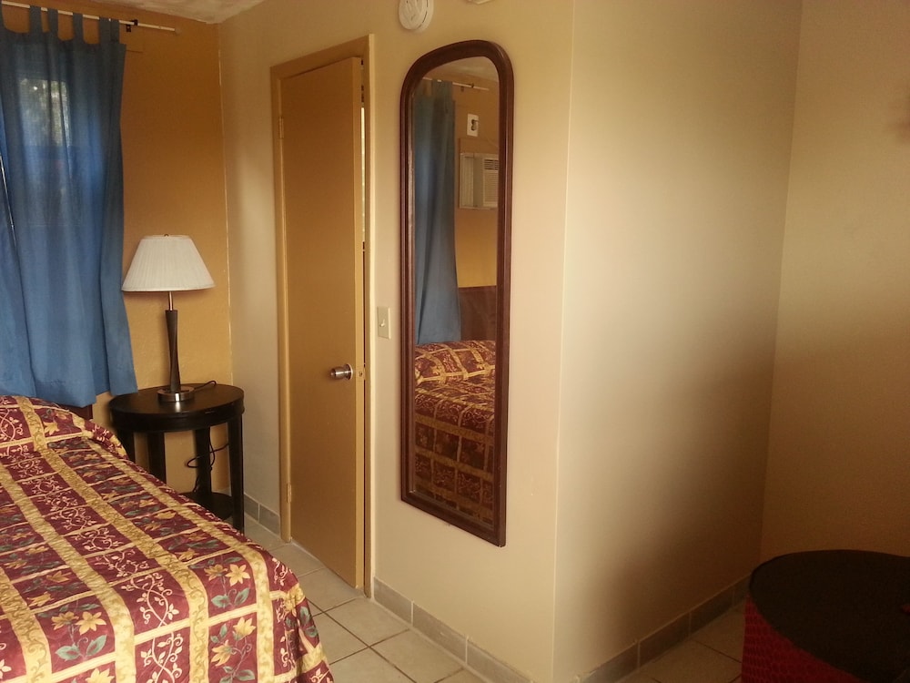 Atlantic Inn - photo 4