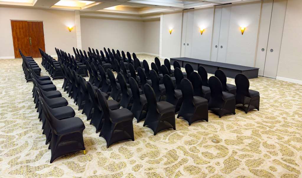 Best Western Plus Palm Beach Gardens Hotel & Ste & Conf Ctr - photo 23