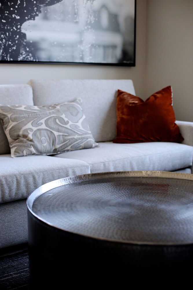 Royal Amsterdam Hotel - photo 13