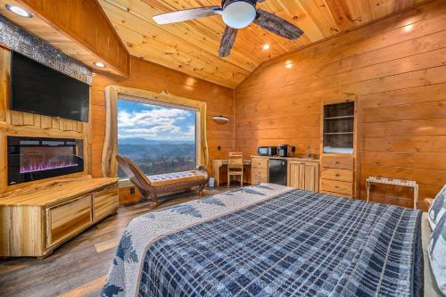 Tennessee Whiskey Indoor Pool Amazing Views Theater Room Hot Tub 5 Star Luxury - photo 39