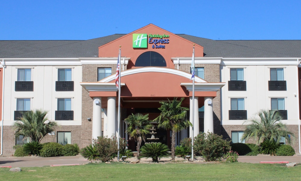 Holiday Inn Express Hotel & Suites Fairfield North by IHG - photo 31