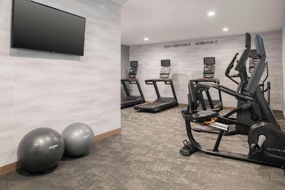 Fairfield Inn & Suites by Marriott Scottsdale Old Town - photo 24
