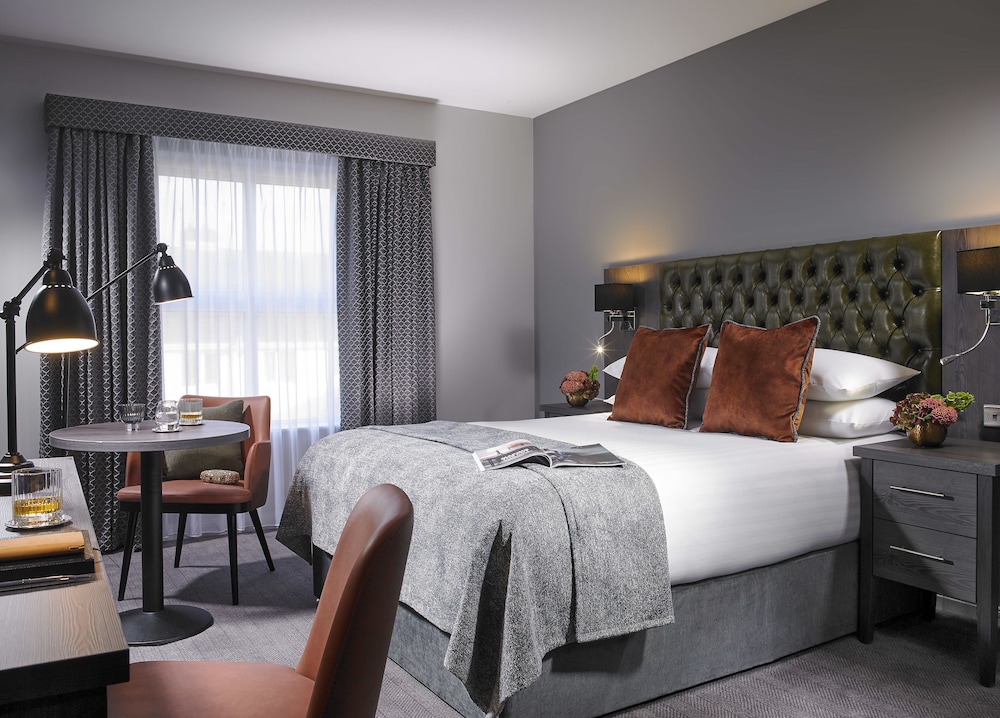 Shannon Springs Hotel — 4-Star Luxury Hotel in Shannon, Republic of Ireland