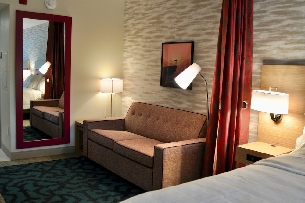 Home2 Suites by Hilton North Conway - photo 17