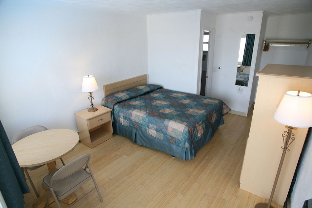 Luna Mar Motel - photo 12