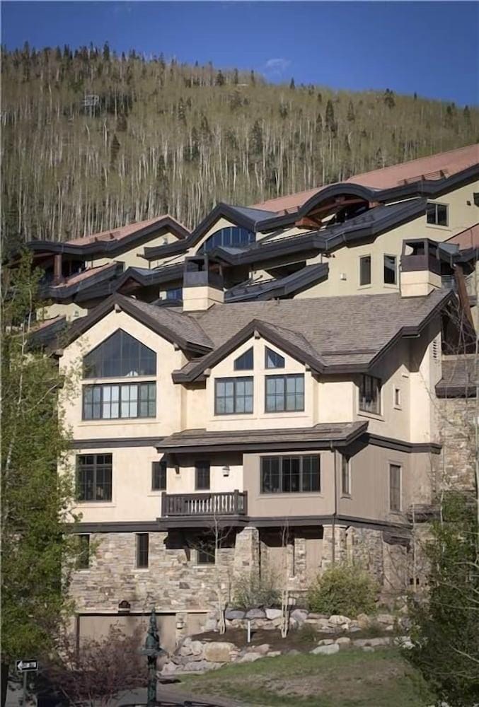 Belvedere Park by Telluride Resort Lodging — 4-Star Luxury Hotel in Telluride, United States