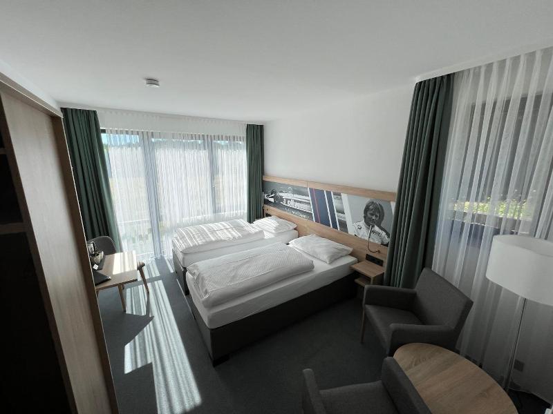 Hotel Am Tiergarten — Adenau — photo 2