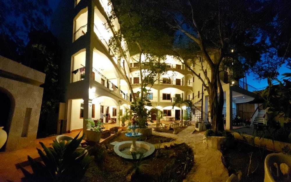 Hotel Y Hostal Nojoch Che — Coba