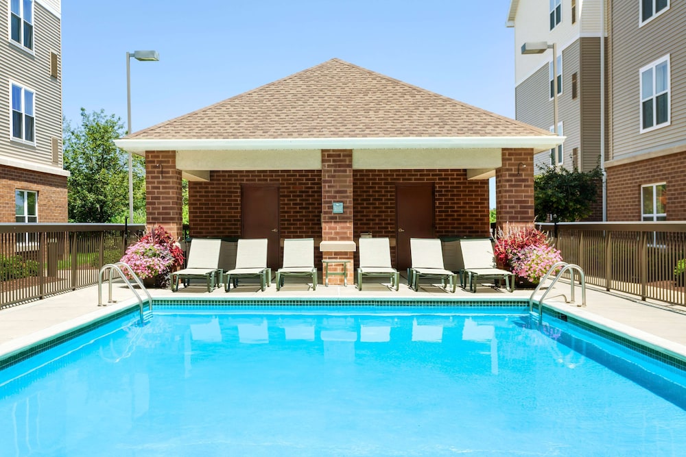 Homewood Suites by Hilton Reading - photo 30