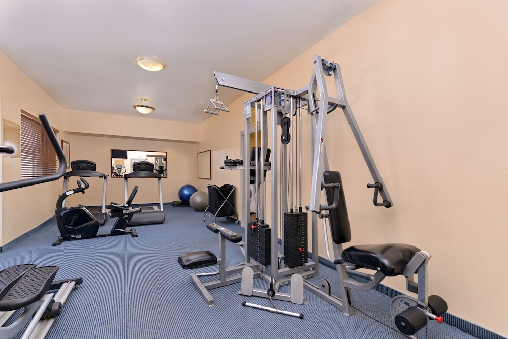 Candlewood Suites San Diego by IHG - photo 21