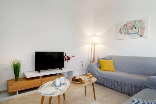 Alkmini Apartment — Loutra — photo 2