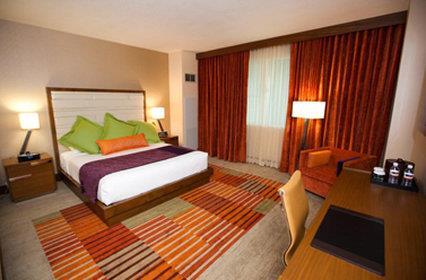 Vee Quiva Hotel & Casino - photo 7