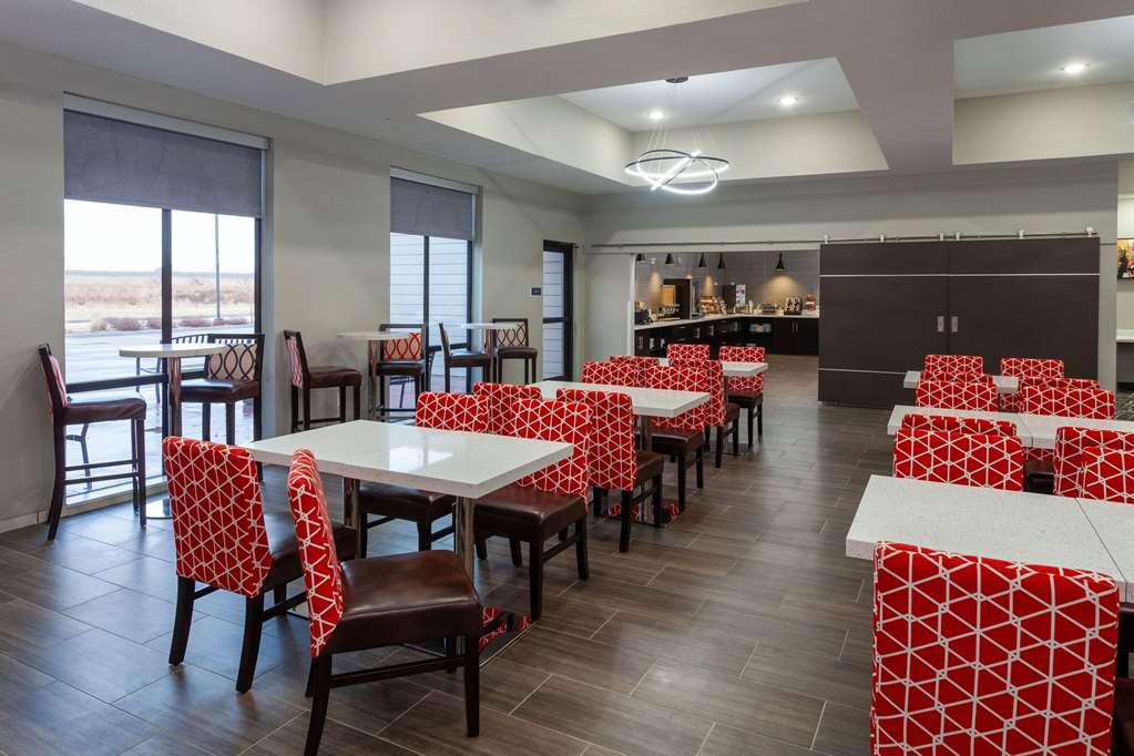 La Quinta Inn & Suites Coralville Iowa City - photo 33