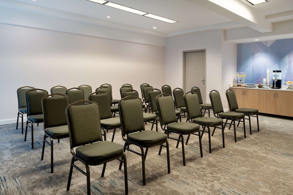 Hilton Garden Inn Folsom - photo 45