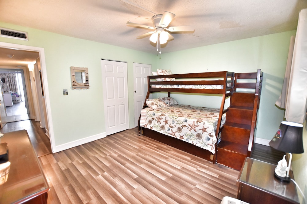 0112 Waters Edge Resort condo - photo 10