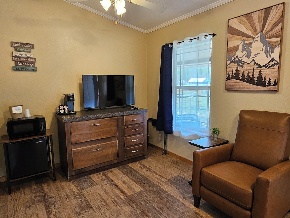 Riverfront Motel - photo 42