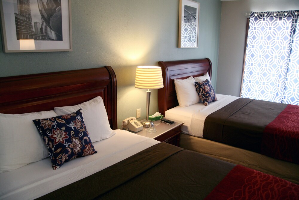 South T Motel - photo 16