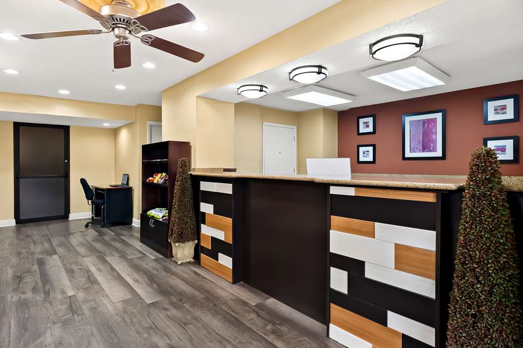 Best Western Greenville Inn - photo 10