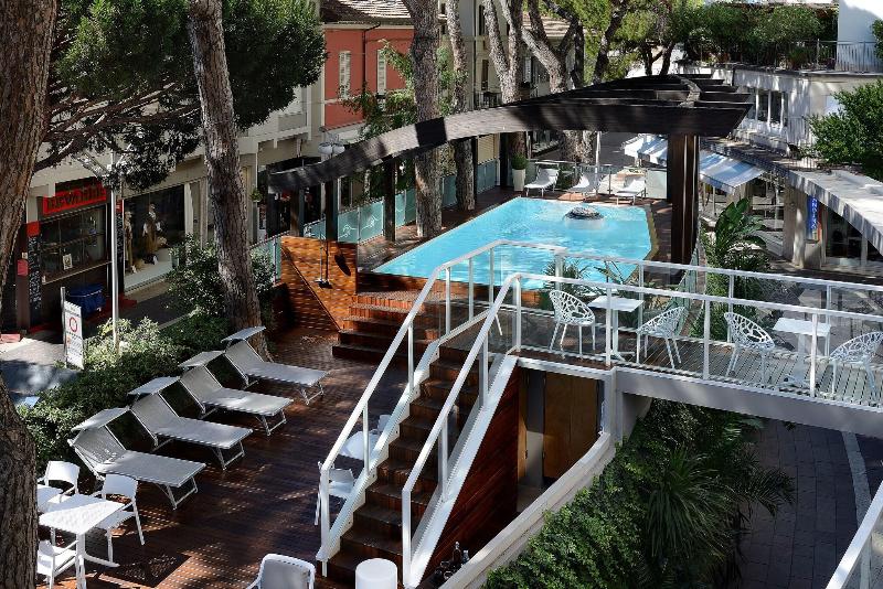 Hinode Hotel - carbon neutral hotel in Unknown City