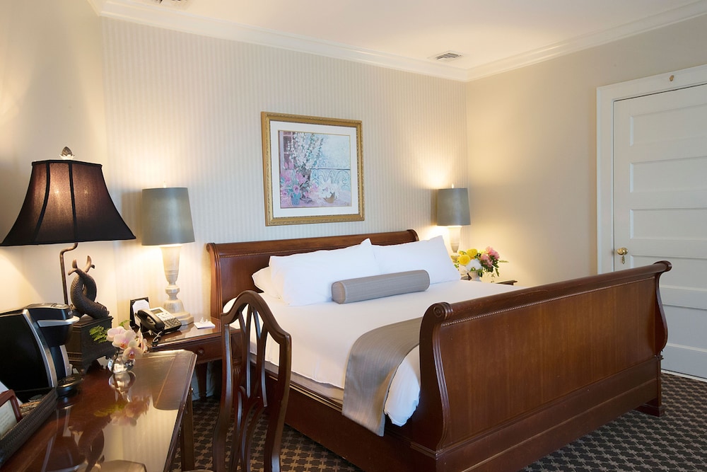 OceanCliff Hotel - photo 7