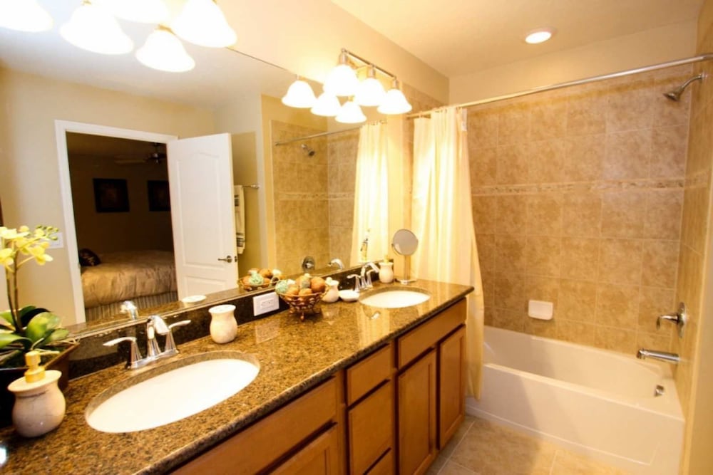 Ov4251 Paradise Palms 4 Bed 3 Baths Townhome - photo 12
