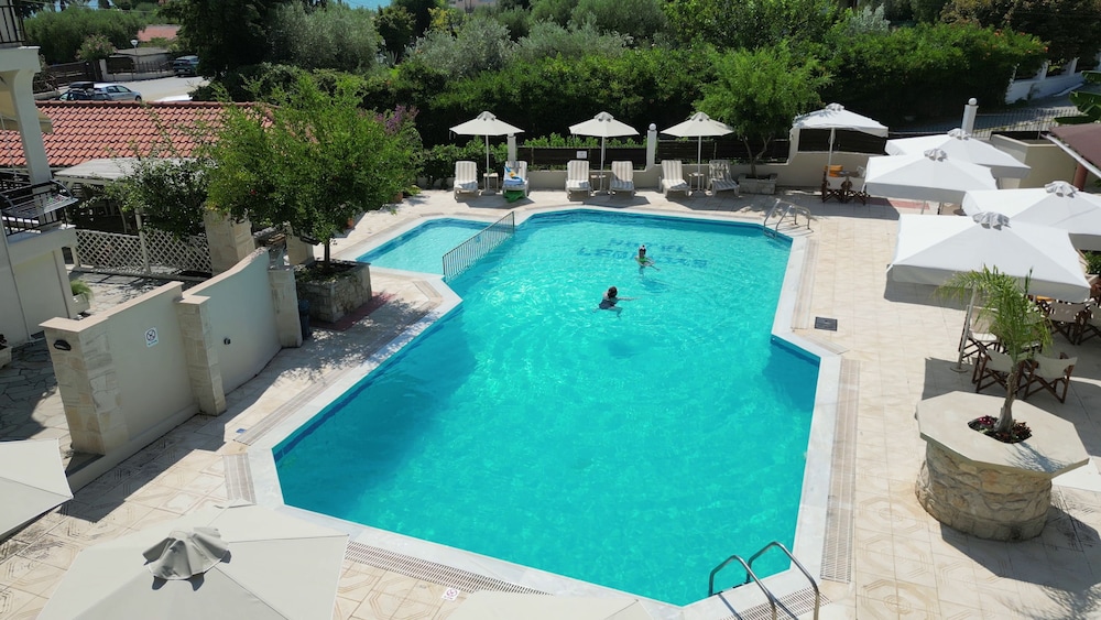 Leonidas Hotel in Kassandreia, Greece