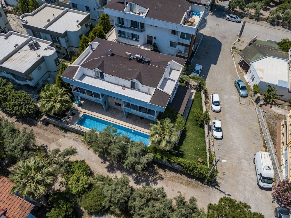 Jash Bedrooms in Milas, Turkey