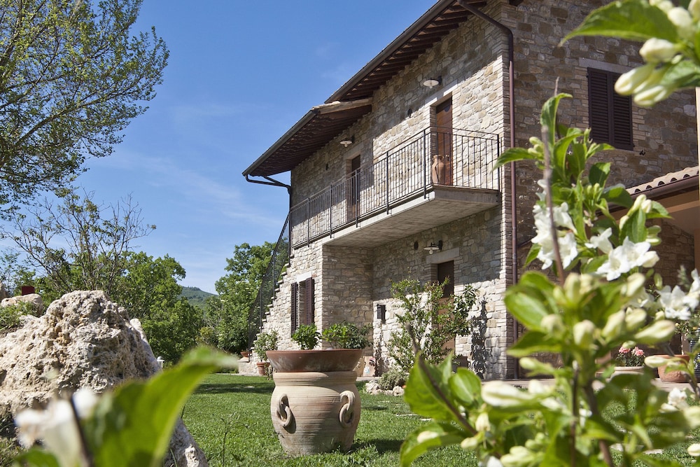 Relais Parco del Subasio — 4-Star Luxury Hotel in Assisi, Italy